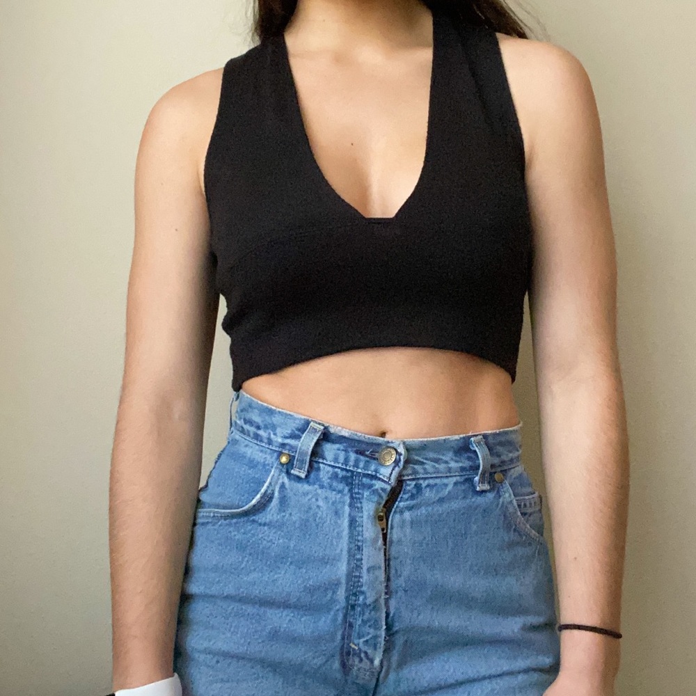 Wilfred Free Black Cropped Tank Top